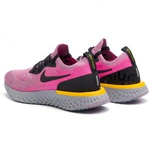 NIKE Women's Epic React Flyknit 9.5